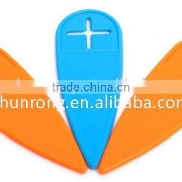 Hot Selling Plastic Beach Towel Clip photo-2