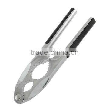 Heavy Duty Zinc Alloy Black Nonslip Handle Nut Cracker