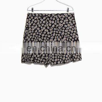 Floral Print Pleated Pattern Summer Fashion Shorts Women photo-3