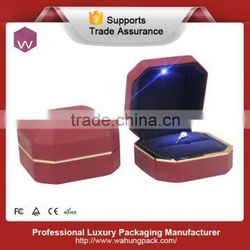 New mould red pu leather led light jewelry ring box with gold rim                        
                                                Quality Choice