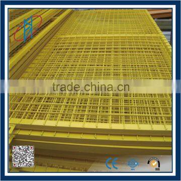 welded wire mesh fence panels