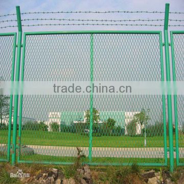 Green PVC coatedframed low carbon steel expanded metal fence