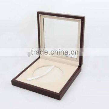 2015 New hot Clear window Matt finish MDF wood coin box supplier