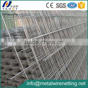 Manufacturer of Galvanized Welded Wire Mesh Fence Panel