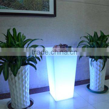 Outdoor Led Luminous Planter/ Decorative Plastic Flower Pot photo-4