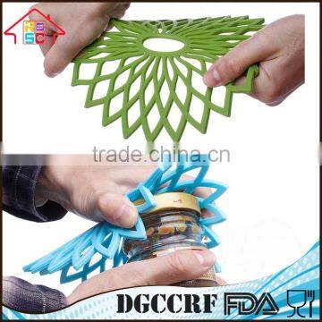 NBRSC Flexible Durable Non Slip Silicone Multi-Use Flower Trivet Pot Holder Mat Set of 3 photo-3