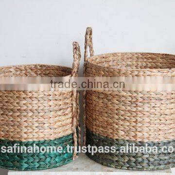 Set of 2 round water hyacinth baskets with handles