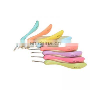 Aluminum Crochet Hooks Colorful Soft Plastic Handle Aluminum Weave Craft Crochet Hook Knitting Needle Set