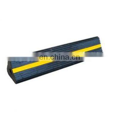 750 mm long wheel chock for road safety guarantee