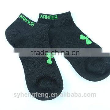 Wholesale Latest design hot sale fashion casual man sock