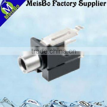 Multipurpose female earphone jack splitter