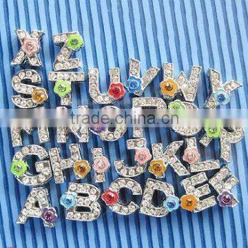 DIY 8 mm flower Rhinestone Slide Letters for 8MM strap .color changeable