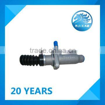 Clutch Master Cylinder 1608-00104 For YUTONG Bus