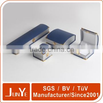 customize beautiful blue color paper jewelry box set with white satin                        
                                                Quality Choice