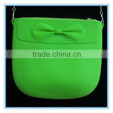 lady sleek shoulder silicone beach bag