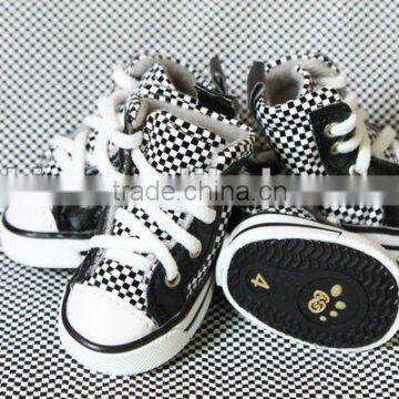 Outdoor pet shoes for dogs cats