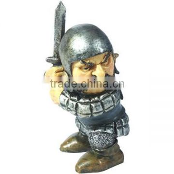 2013 new design resin small cartoon knight stautes