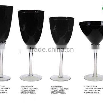 well-marked black champagne glass ans wine glass series