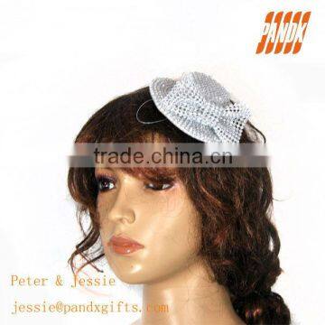 Hairpin with white rhinestone small top hat