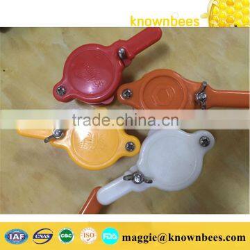 Beekeeping equipment plastic & nylon honey gate