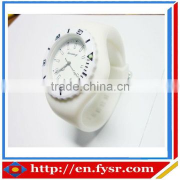 2013 new hot sales ladies silicon watch with date, colorful fashion silicone watch