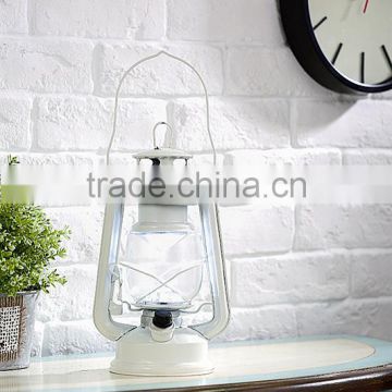 Indoor/Outdoor Decorative 15LED Metal Kerosene Lanterns