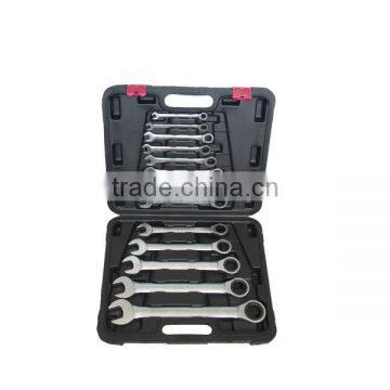 LB-383 13pcs rachet wrench set hand tool set in black plastic case