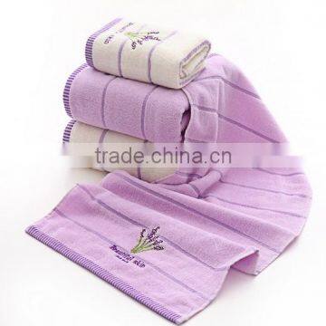 high quality 32s/2 100% cotton customized logo embroidered towel