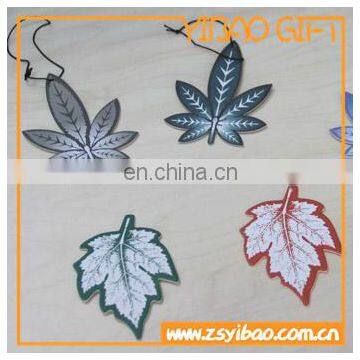 Maple Leaf Shaped Car Air Fresheners With Lavender Perfume photo-3