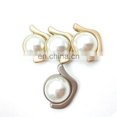 New Design Custom Metal Alloy Ring White Pearl Shank Buttons Loop For Garment