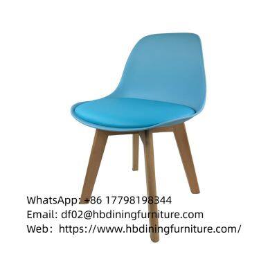 Plastic dining chair