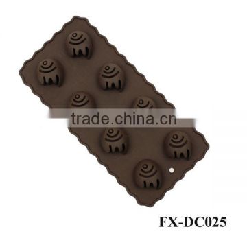 Interesting animal shape chocolate mold