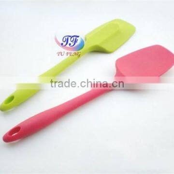 LFGB food grade best price kitchen tools durable silicone spatula