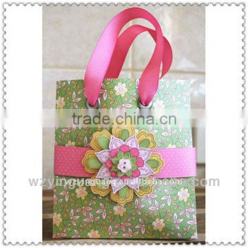 Paper gift bag for wedding