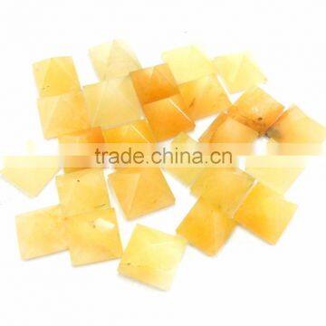 Yellow Aventurine Small Pyramid : Wholesale Gemstone Small Pyramid