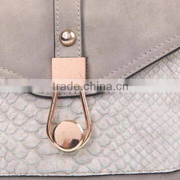 10412-2016 Hot Sale Low Moq Wholesale Price Global Style Python Pattern Pvc Ladies Shoulder Bags photo-6