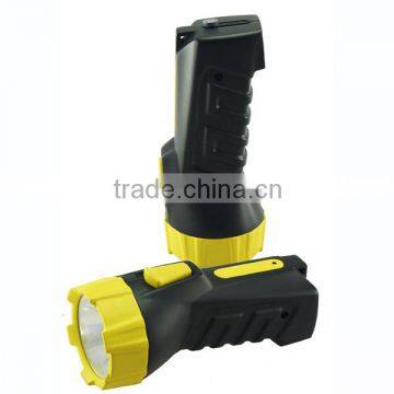 2016 new rechargeable plastic flashlight with high lumens include 1m drop