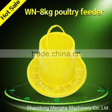 2016 New Type Wholesale Plastic Barrel Chicken Feeder for Sale