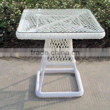 White Rattan Outdoor Furniture Luxury Coffee Table And Chairs photo-3