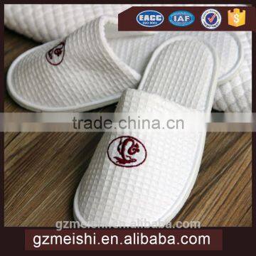 Cotton fabric EVA sole OEM embroidered logo hotel slippers