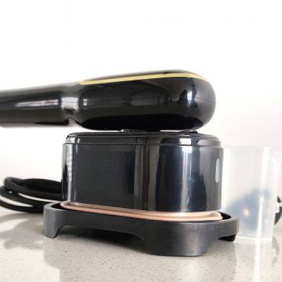 Househeld Dry & Wet Steam Iron Equipment for Electric