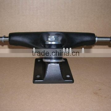 black color skateboard truck for sale