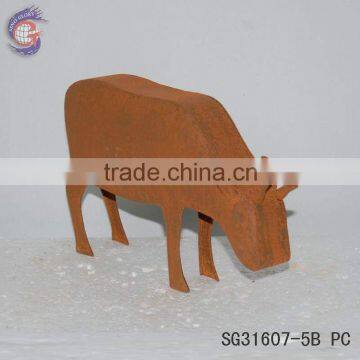 rusted metal cow for home metal arts decoration