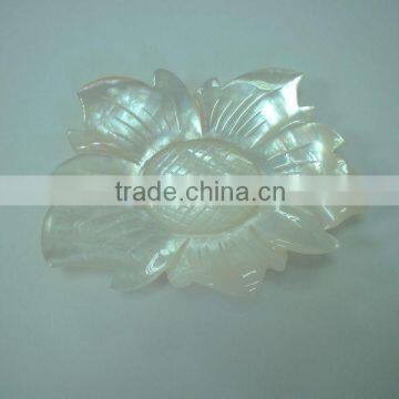 Hot seller fashion MOP carved gemstone flower