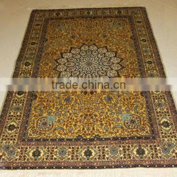 golden color shinny silk carpet rugs suppliers factory wholesale