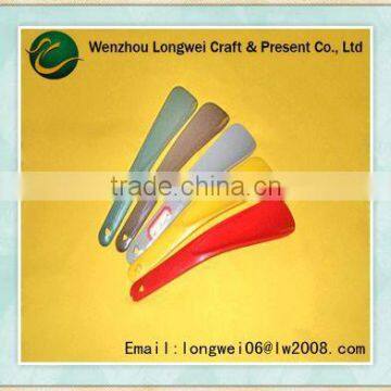 multicolor decorative plastic shoe horn/mini shoe horn/designer shoe horns