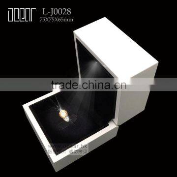 fashionable elegant led light wooden ring box