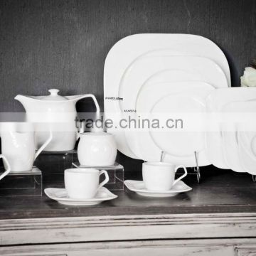 Embossed good quality porcelain dinnerware