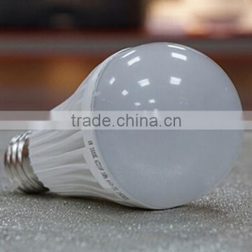 Hot sale plastic and aluminum A60 5w 7w led bulb