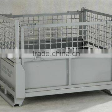 foldable and stackable wire mesh container